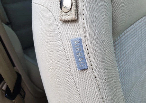Volkswagen Eos cena 25700 przebieg: 180000, rok produkcji 2010 z Tyszowce małe 326